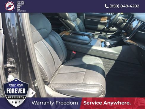Used 2024 Jeep Grand Wagoneer L 4WD image 39