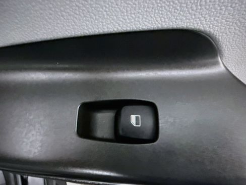 Used 2022 Hyundai Kona SEL FWD image 31