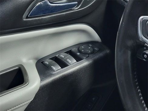 Used 2019 Chevrolet Equinox Premier image 23