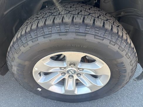 Used 2022 RAM 1500 Laramie AWD/4WD image 34