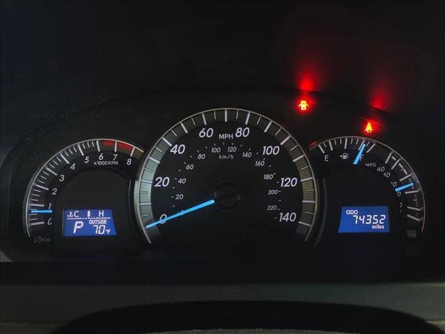 Used 2013 Toyota Camry SE FWD image 11