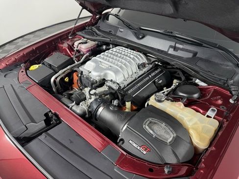 Used 2018 Dodge Challenger SRT Hellcat image 11