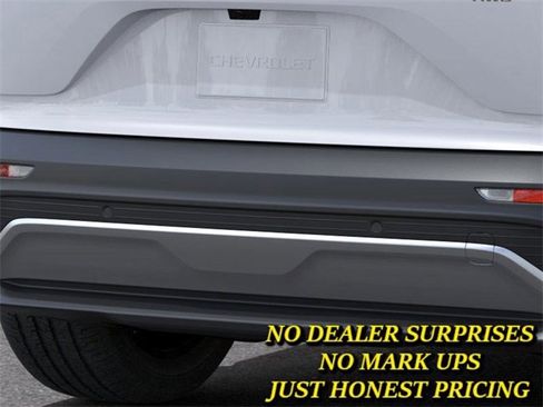 New 2025 Chevrolet Blazer EV LT image 14