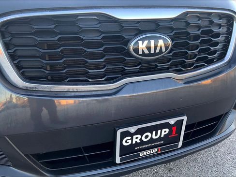 Used 2019 Kia Sorento LX w/ LX Convenience Package image 28