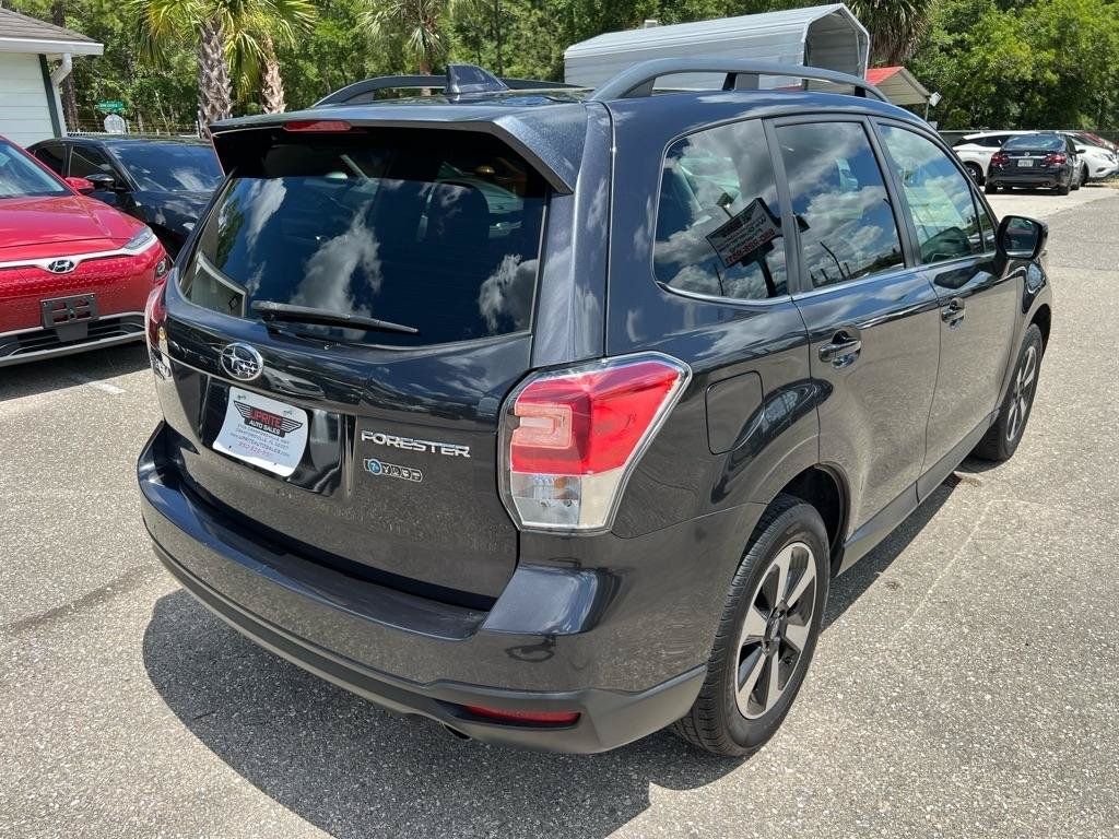 Used 2018 Subaru Forester 2.5i Limited AWD/4WD image 5