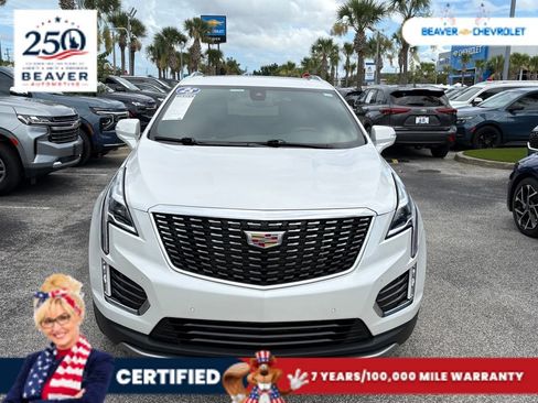 Used 2025 Cadillac XT5 Premium Luxury FWD image 3