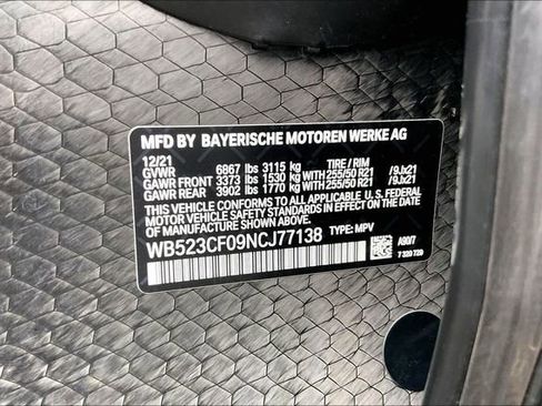 Certified 2022 BMW iX xDrive50 w/ Premium Package image 30