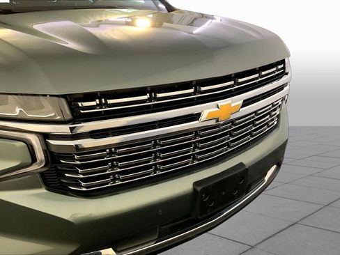 Used 2023 Chevrolet Tahoe Premier w/ Advanced Technology Package AWD/4WD image 32