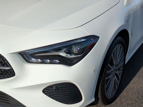 Used 2025 Mercedes-Benz CLA 250 image 10