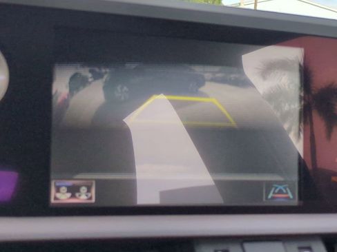 Used 2021 Lexus ES 350 w/ Premium Package image 21