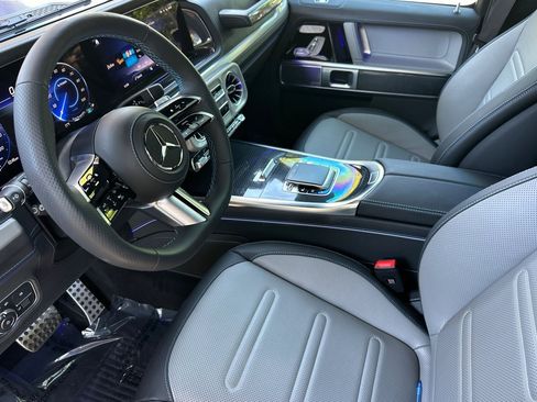 Used 2025 Mercedes-Benz G 580 w/ EQ Technology image 4