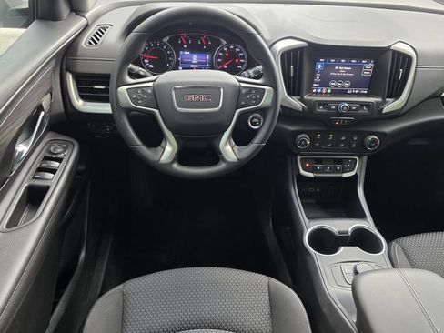 Used 2022 GMC Terrain SLE FWD image 11