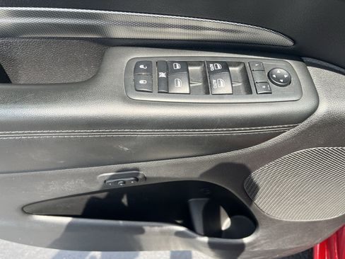 Used 2018 Dodge Durango GT AWD/4WD image 12