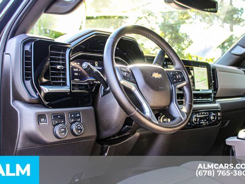 Used 2025 Chevrolet Silverado 3500 LT w/ Safety Package AWD/4WD image 22