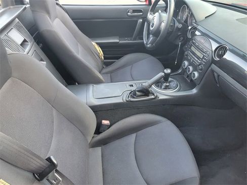 Used 2015 MAZDA MX-5 Miata Sport image 13