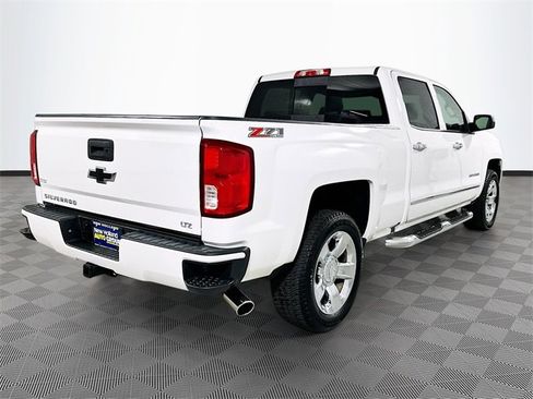 Used 2017 Chevrolet Silverado 1500 LTZ Z71 image 7