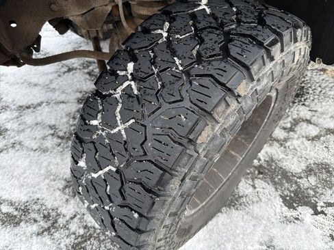 Used 2016 Ford F250 XL w/ Power Equipment Group image 9