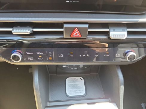 New 2026 Kia Sportage SX image 34