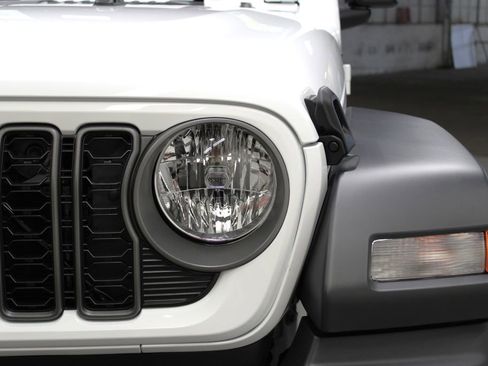 New 2026 Jeep Wrangler Sport S image 32