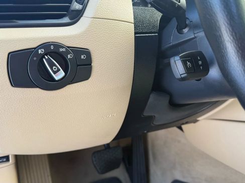 Used 2015 BMW X1 xDrive28i image 17