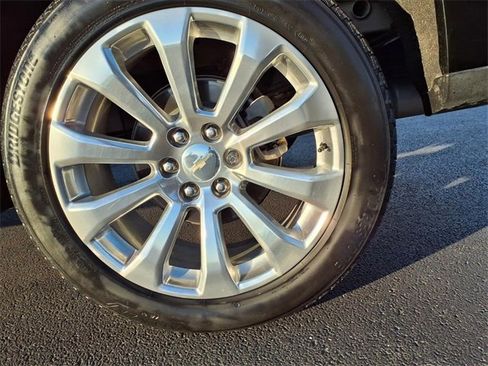 Used 2019 Chevrolet Silverado 1500 High Country w/ Technology Package image 45