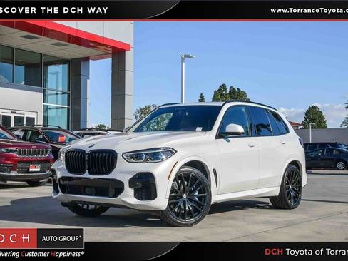 Used 2022 BMW X5 M50i w/ Executive Package image 1