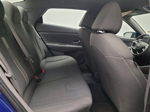 Used 2023 Hyundai Elantra SEL w/ Convenience Package FWD image 19
