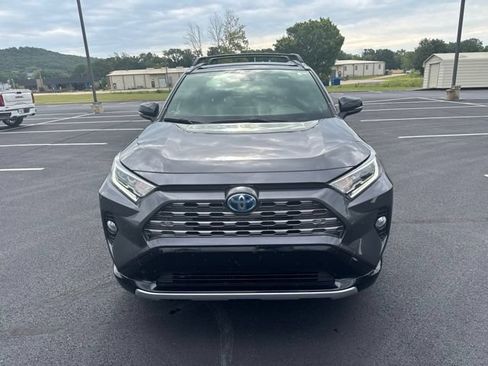 Used 2020 Toyota RAV4 XSE AWD/4WD image 5