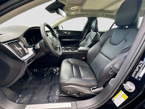 Used 2024 Volvo S60 B5 Core FWD image 17