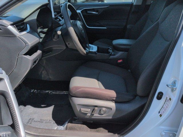 Certified 2025 Toyota RAV4 XLE AWD/4WD image 8
