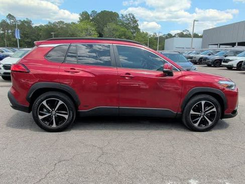 Used 2023 Toyota Corolla Cross XSE w/ Convenience Package AWD/4WD image 7