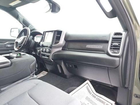 Used 2021 RAM 1500 Big Horn AWD/4WD image 19
