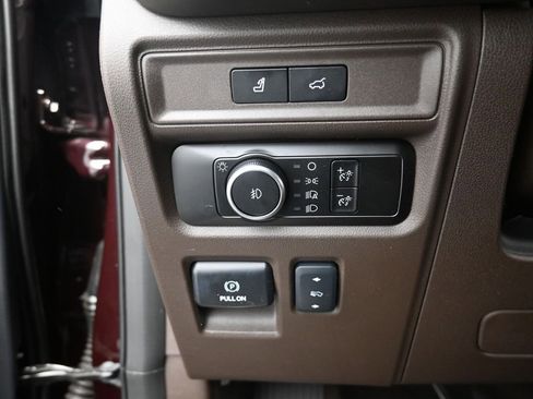 Used 2024 Ford Expedition Max King Ranch image 12