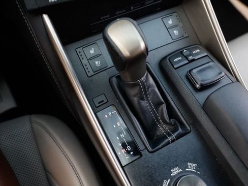 Used 2015 Lexus IS 350 w/ F-Sport Package RWD image 41