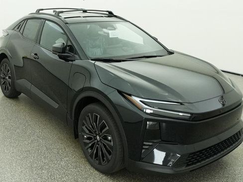 New 2026 Toyota C-HR AWD/4WD image 21