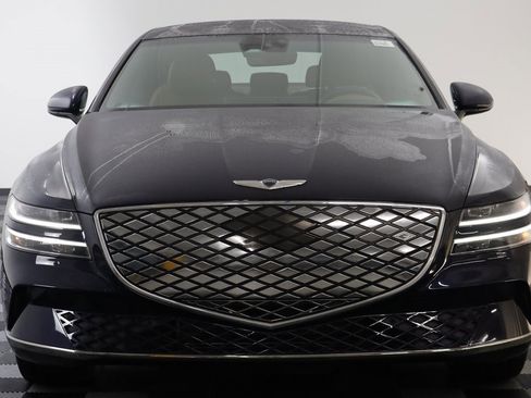 Used 2024 Genesis G80 image 23