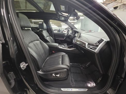 Used 2022 BMW X5 M50i w/ Executive Package AWD/4WD image 23