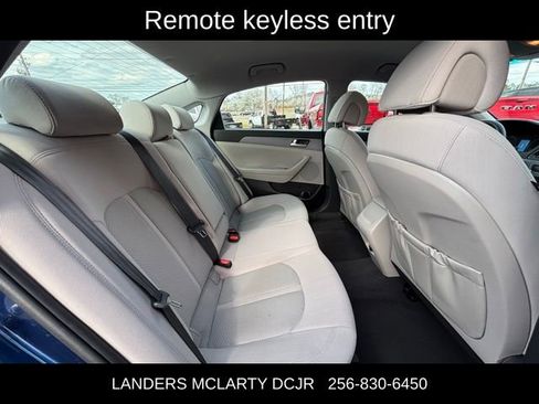 Used 2017 Hyundai Sonata SE image 13