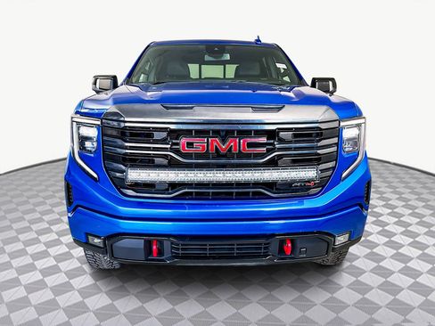 Used 2022 GMC Sierra 1500 AT4 w/ AT4 Preferred Package image 2