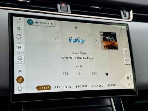 Used 2026 Land Rover Range Rover Evoque Dynamic SE image 36