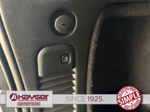 Used 2024 Dodge Durango GT AWD/4WD image 47