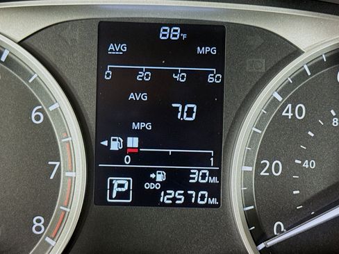 Used 2021 Nissan Kicks S FWD image 14