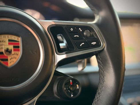 Used 2018 Porsche Panamera Turbo image 24
