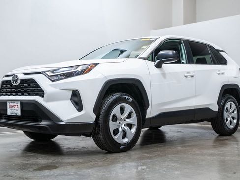 Used 2024 Toyota RAV4 LE image 3