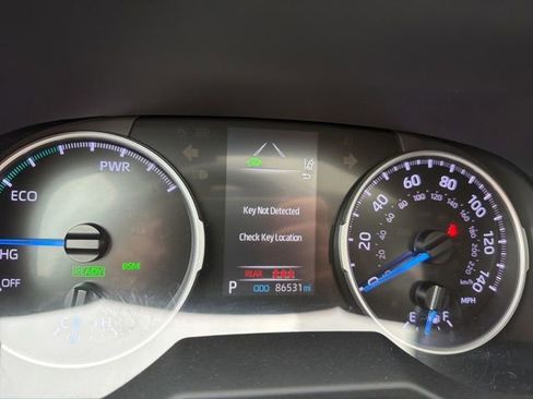 Used 2021 Toyota RAV4 XLE Premium image 22