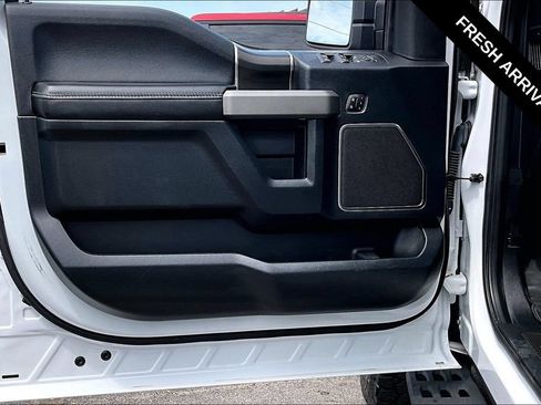 Used 2019 Ford F150 Raptor w/ Equipment Group 802A Luxury AWD/4WD image 21