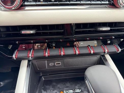 New 2026 GMC Canyon AT4X w/ LPO, Black Badging Package image 28