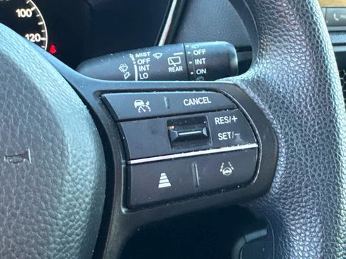 Used 2025 Honda CR-V LX image 18