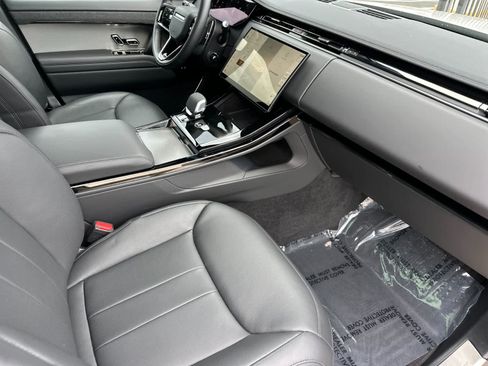Used 2025 Land Rover Range Rover Sport Dynamic SE AWD/4WD image 17