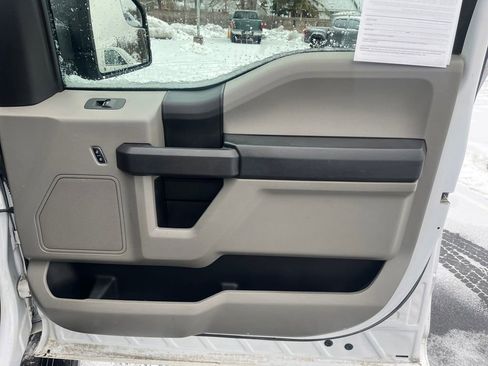 Used 2017 Ford F150 XL w/ Equipment Group 101A Mid image 23